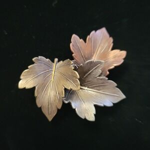 Vintage K & T Signed Trio Of Maple Leaf Leaves Silver Copper Brass Tone Brooch